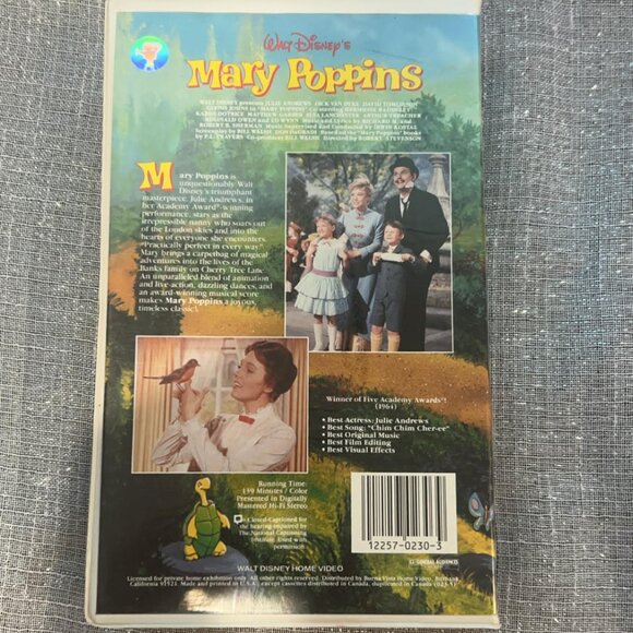Walt DIsney's Mary Poppins 100% Working Condition - For Collectors and Fans! - Picture 2 of 5